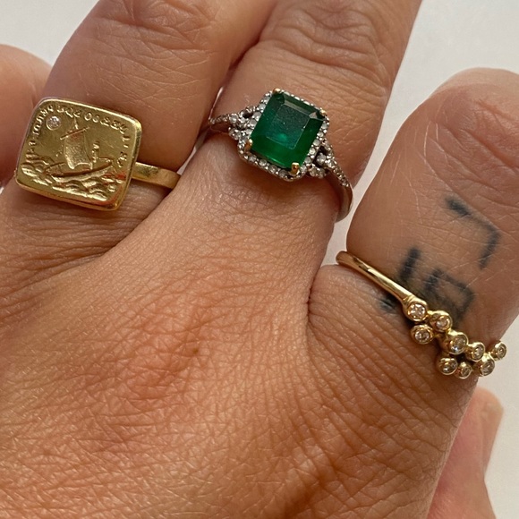 Stunning Emerald, Diamond, 14K Golf Ring - Picture 3 of 3